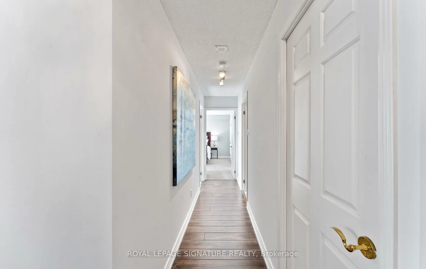 2285, Lake Shore, Mimico, Toronto