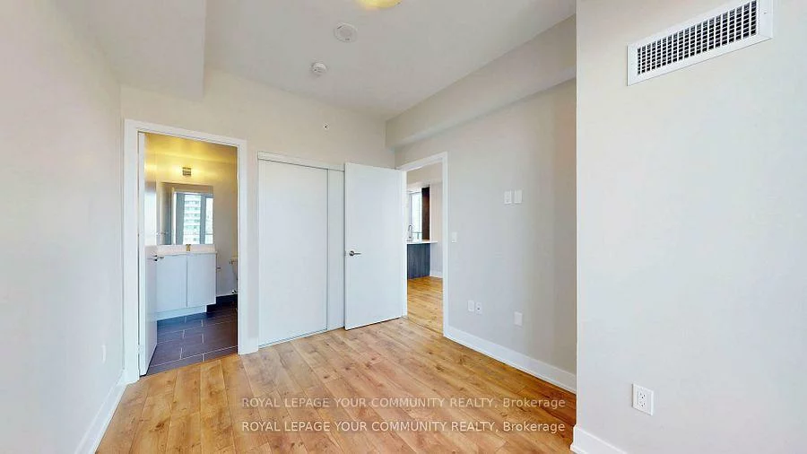 20, Shore Breeze, Mimico, Toronto