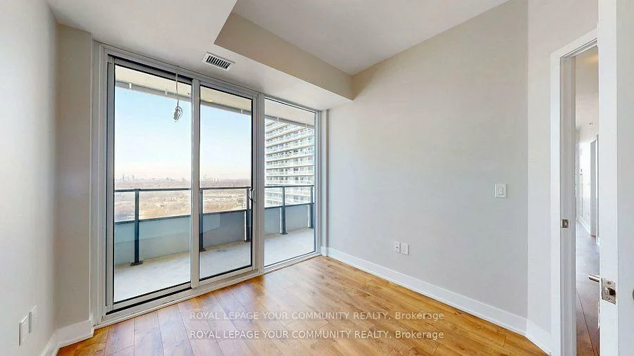 20, Shore Breeze, Mimico, Toronto