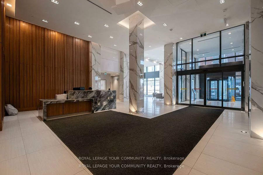 20, Shore Breeze, Mimico, Toronto