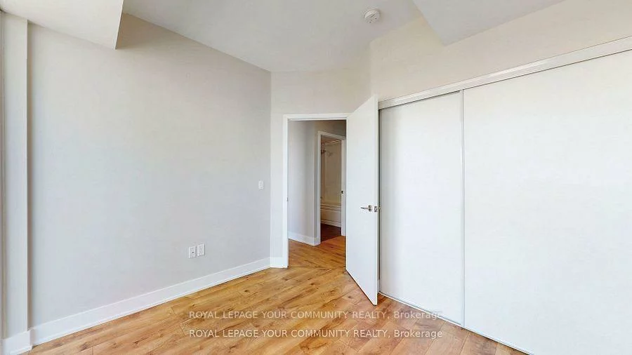 20, Shore Breeze, Mimico, Toronto