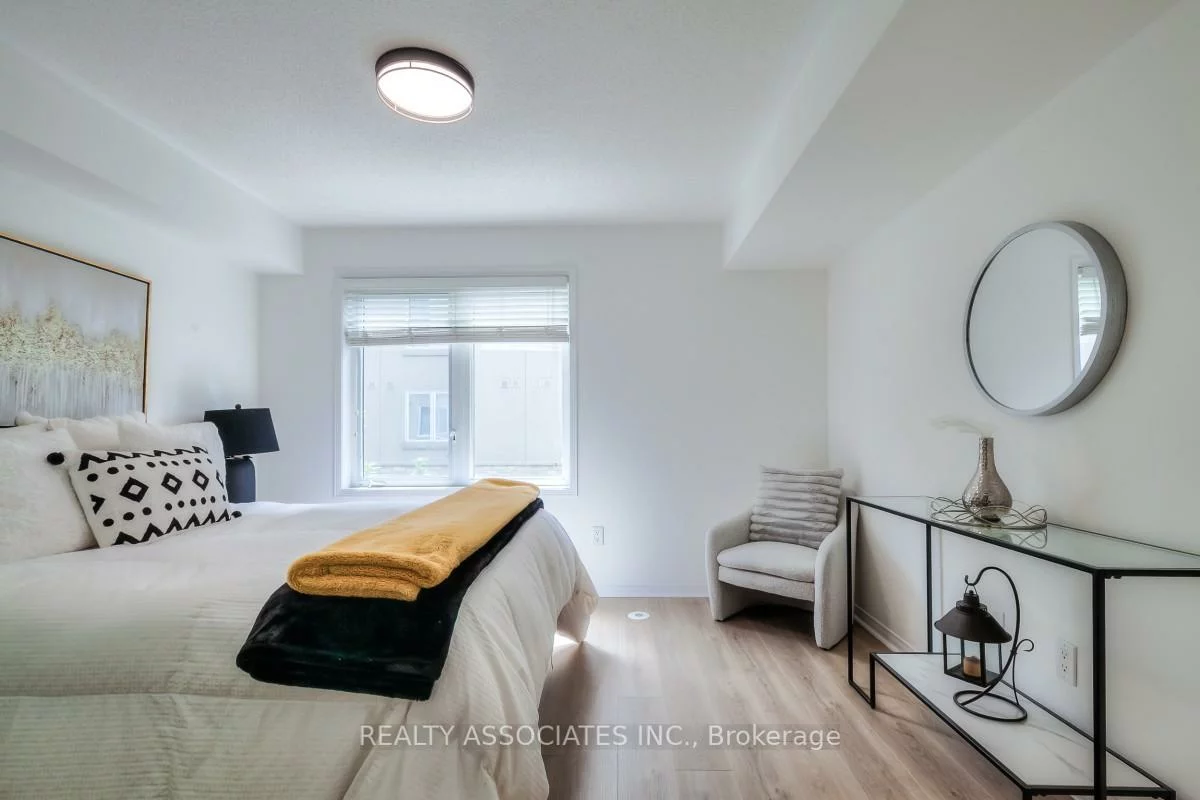 31, Foundry, Dovercourt-Wallace Emerson-Junction, Toronto