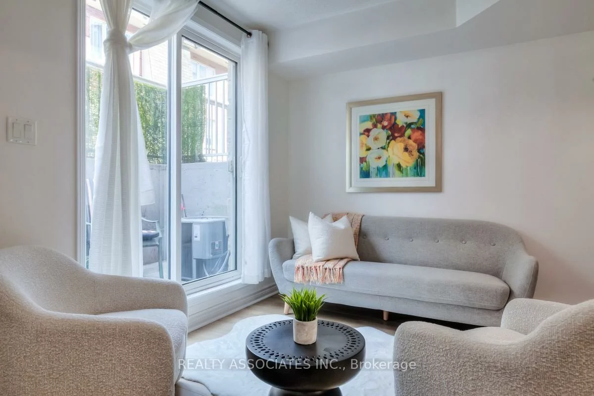 31, Foundry, Dovercourt-Wallace Emerson-Junction, Toronto