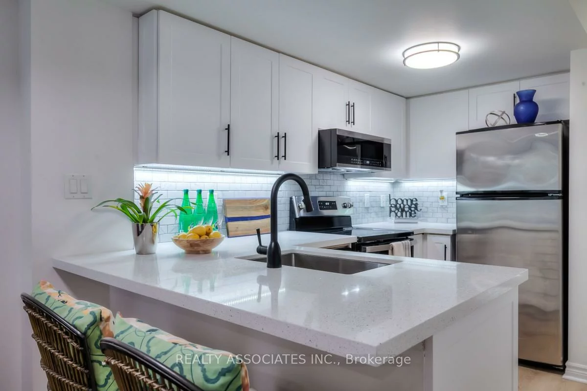 31, Foundry, Dovercourt-Wallace Emerson-Junction, Toronto