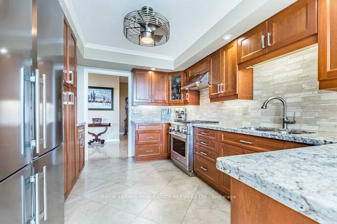 1, Aberfoyle, Islington-City Centre West, Toronto