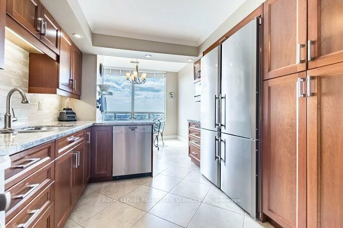 1, Aberfoyle, Islington-City Centre West, Toronto