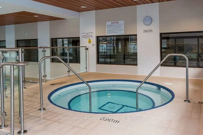 1, Aberfoyle, Islington-City Centre West, Toronto
