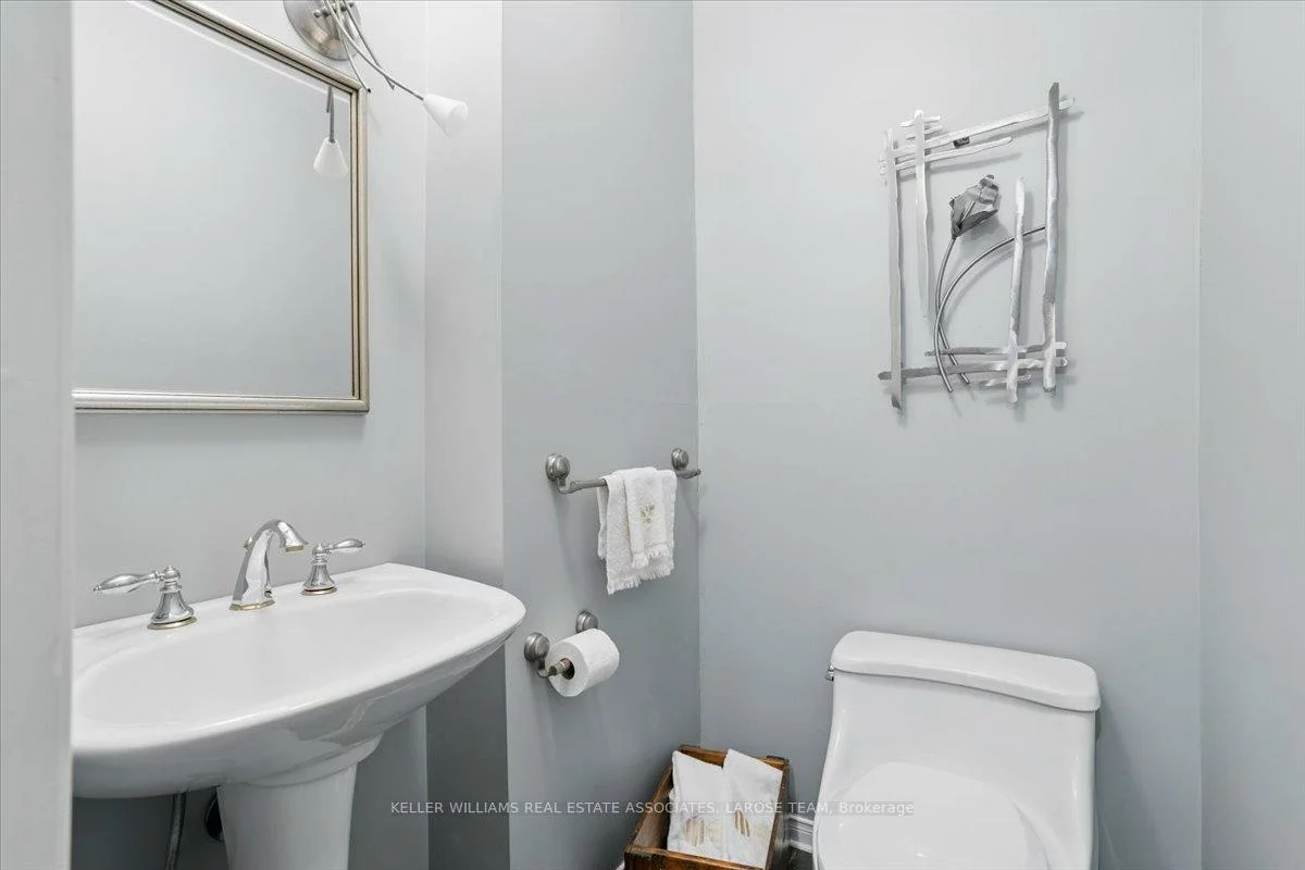 1393, Royal York, Edenbridge-Humber Valley, Toronto