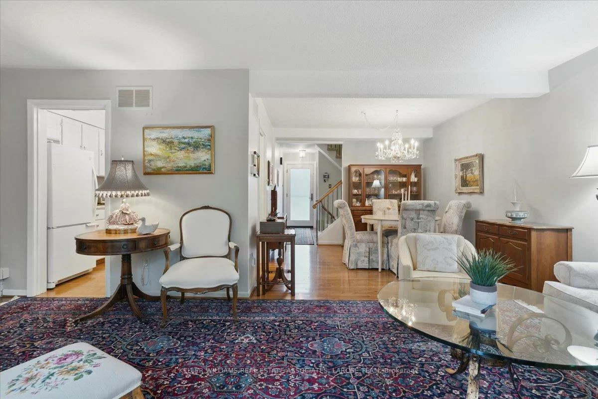 1393, Royal York, Edenbridge-Humber Valley, Toronto