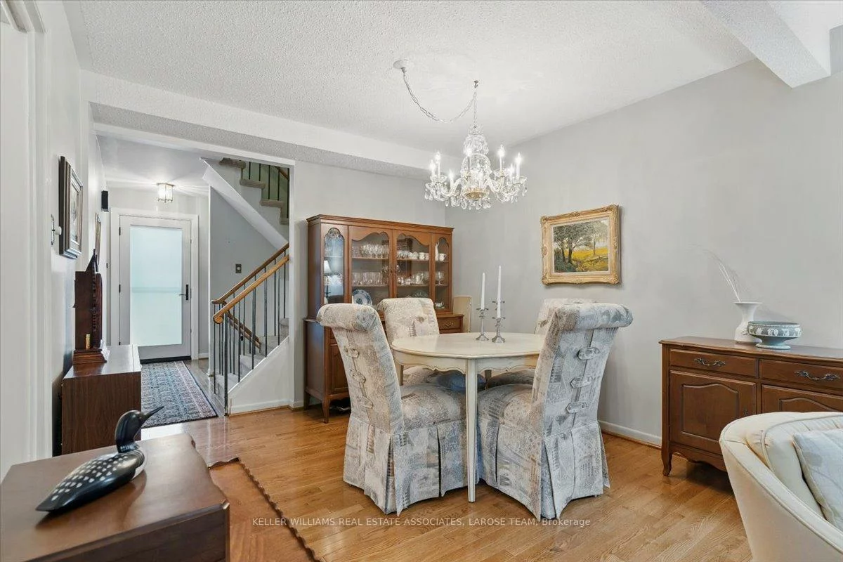 1393, Royal York, Edenbridge-Humber Valley, Toronto