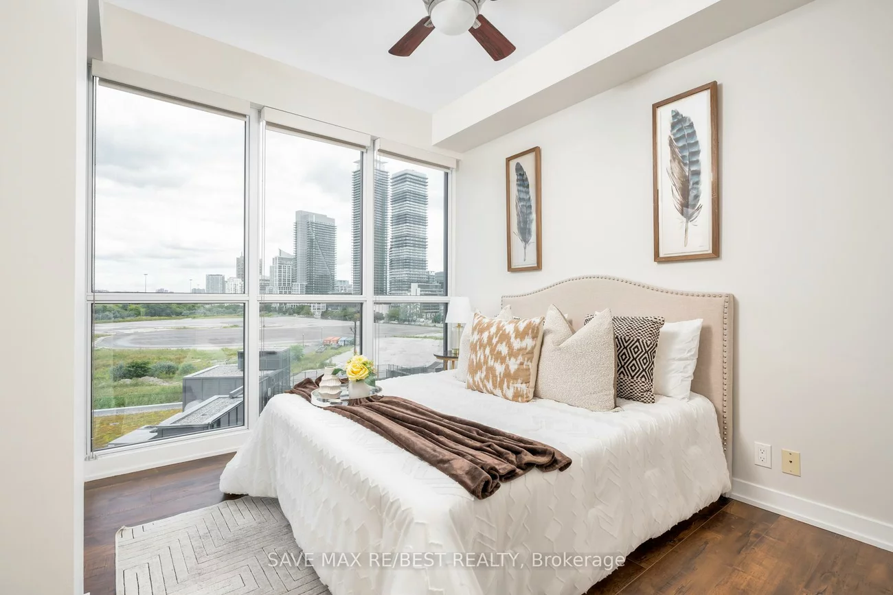 10, Park Lawn, Mimico, Toronto