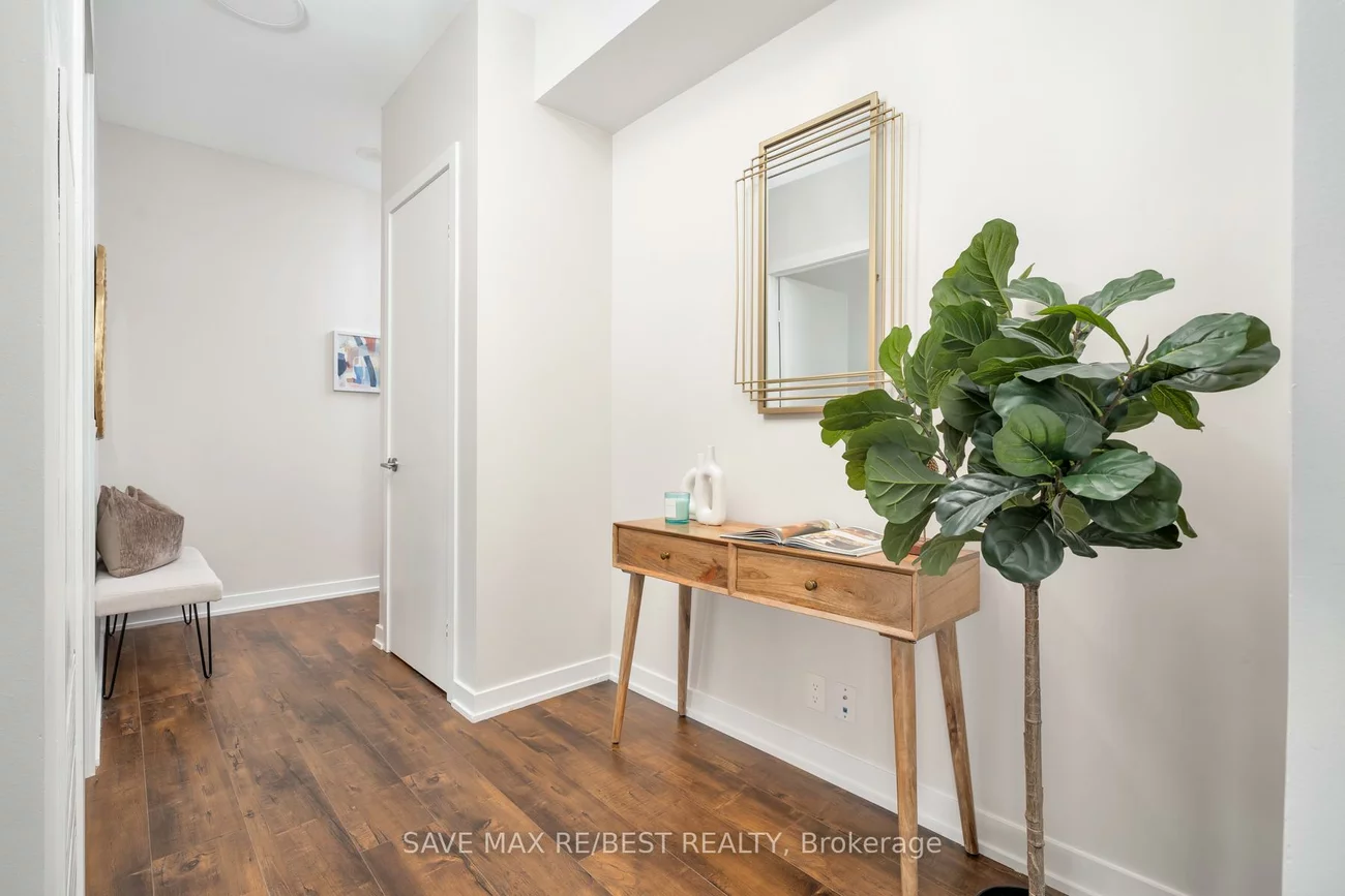 10, Park Lawn, Mimico, Toronto