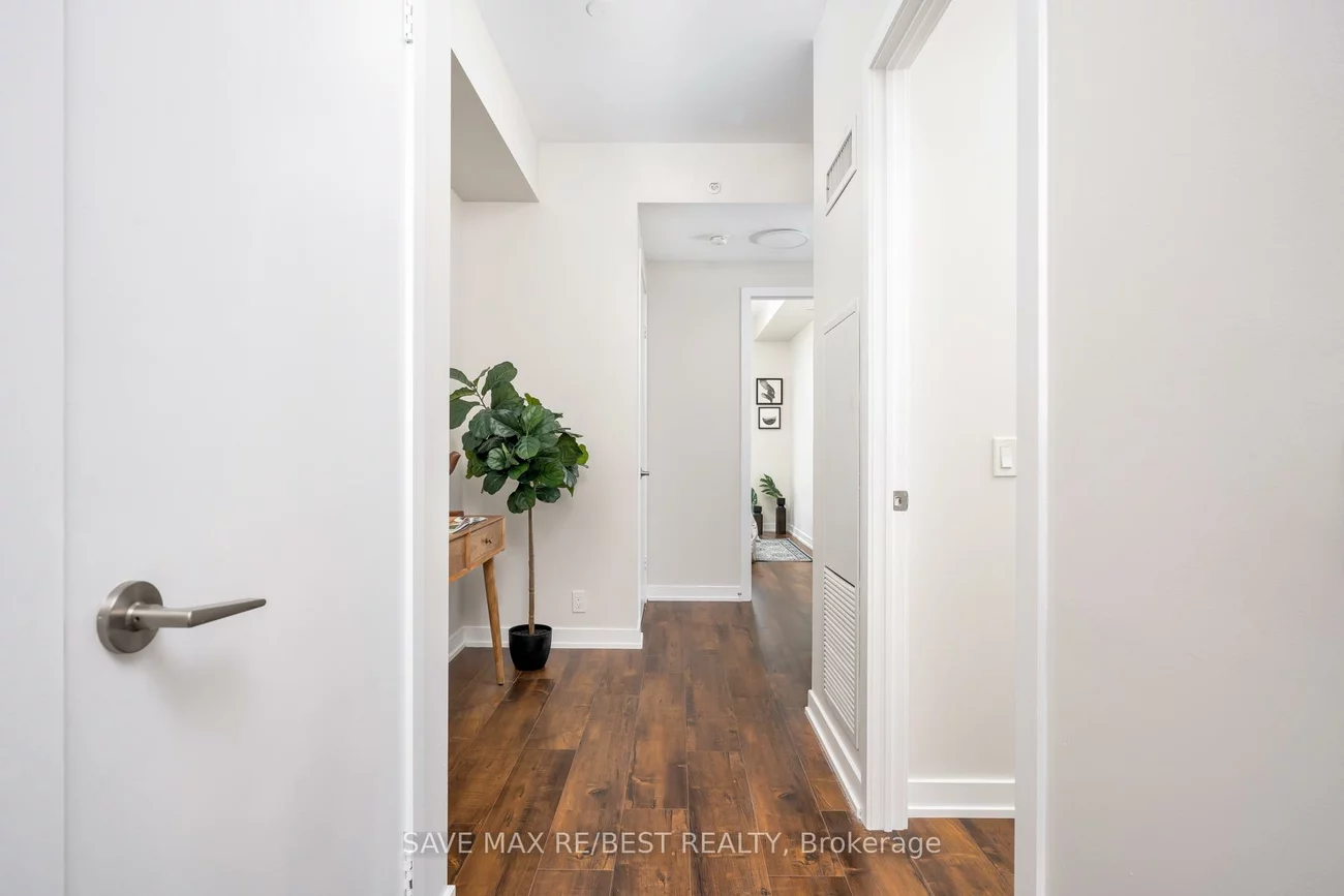10, Park Lawn, Mimico, Toronto