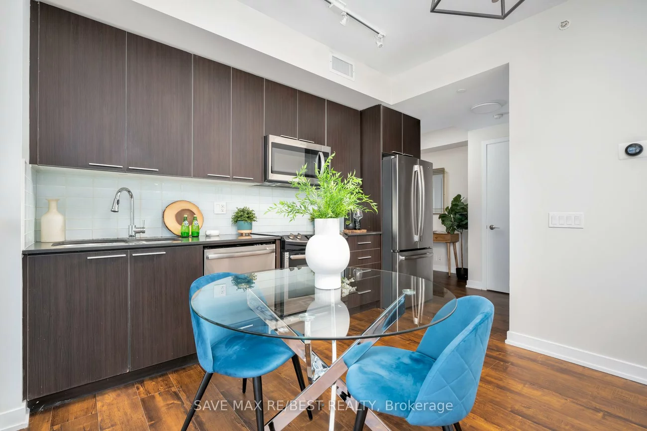 10, Park Lawn, Mimico, Toronto