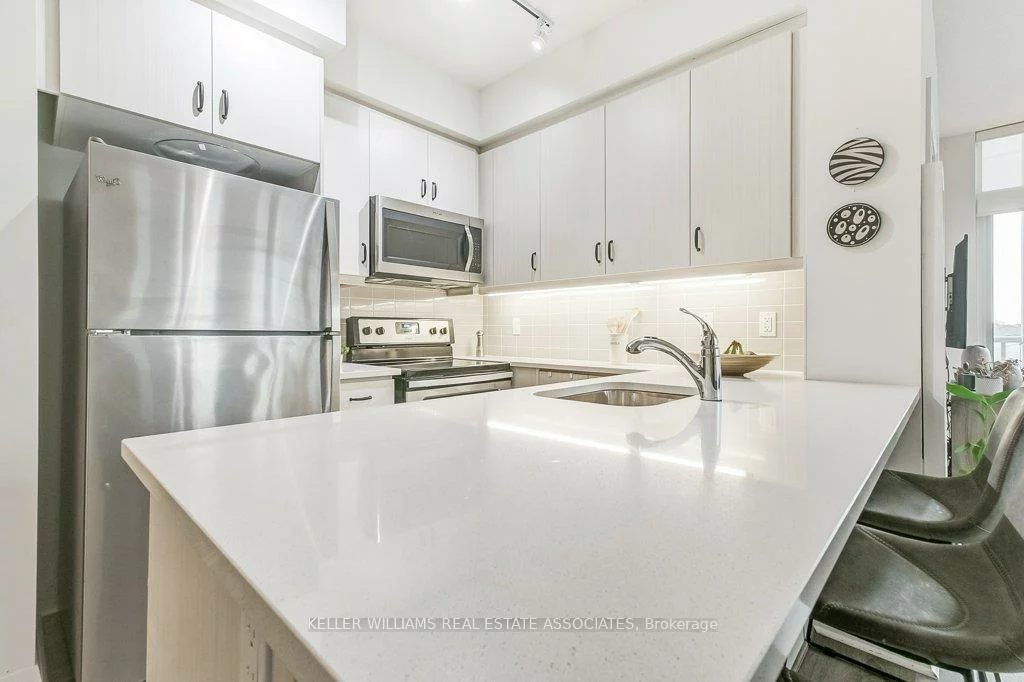15, Zorra, Islington-City Centre West, Toronto