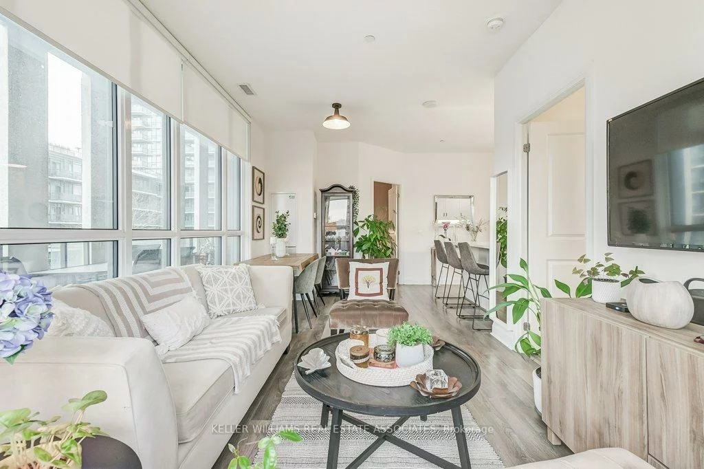 15, Zorra, Islington-City Centre West, Toronto