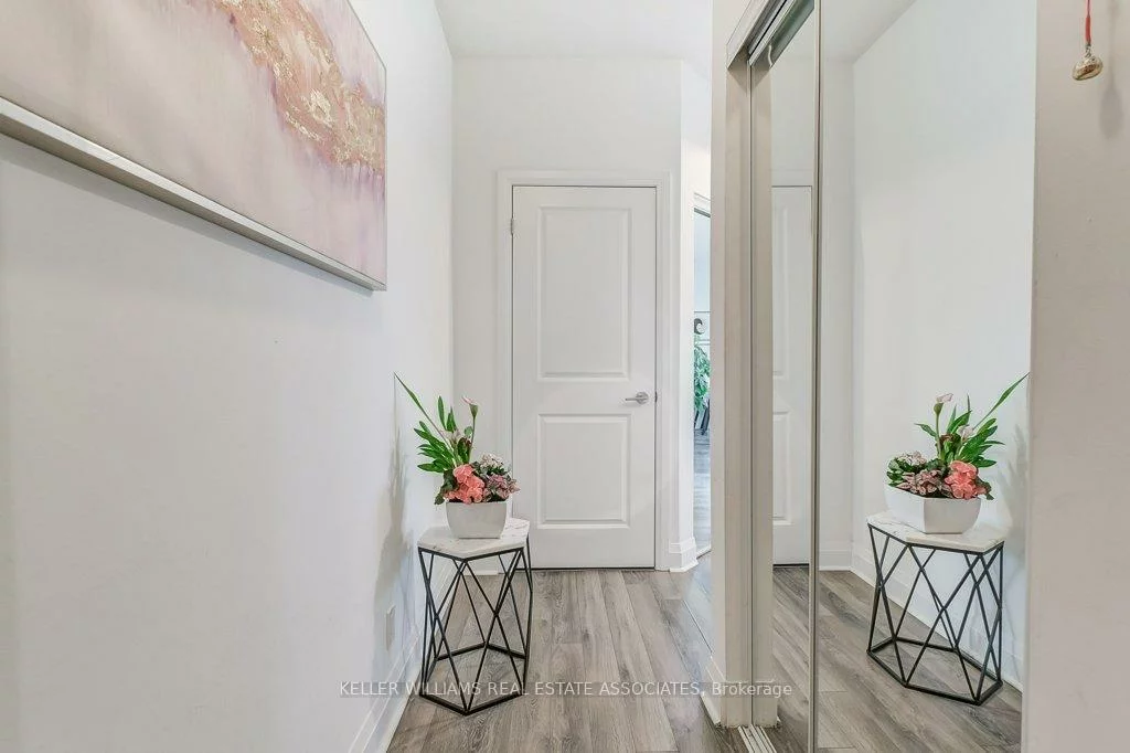 15, Zorra, Islington-City Centre West, Toronto