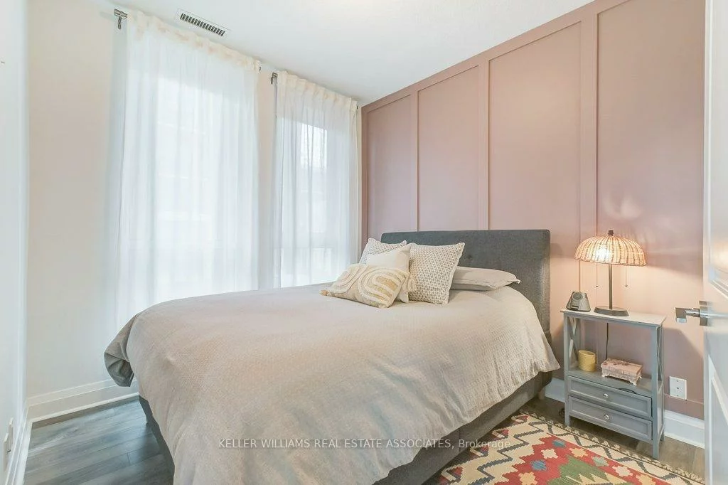15, Zorra, Islington-City Centre West, Toronto