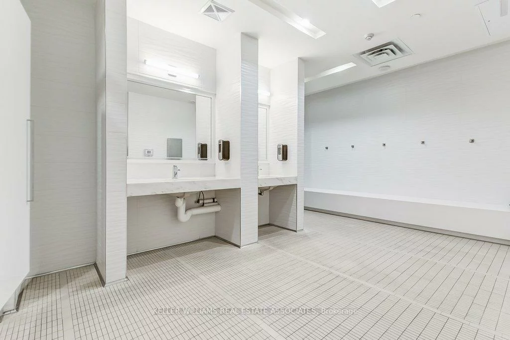 15, Zorra, Islington-City Centre West, Toronto