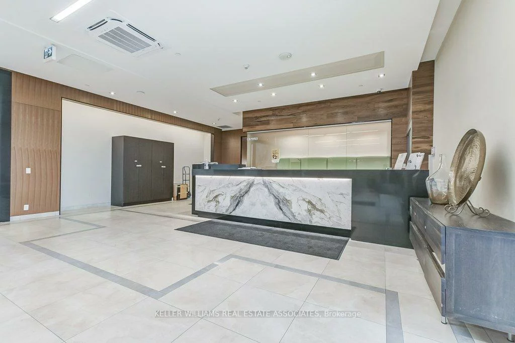 15, Zorra, Islington-City Centre West, Toronto