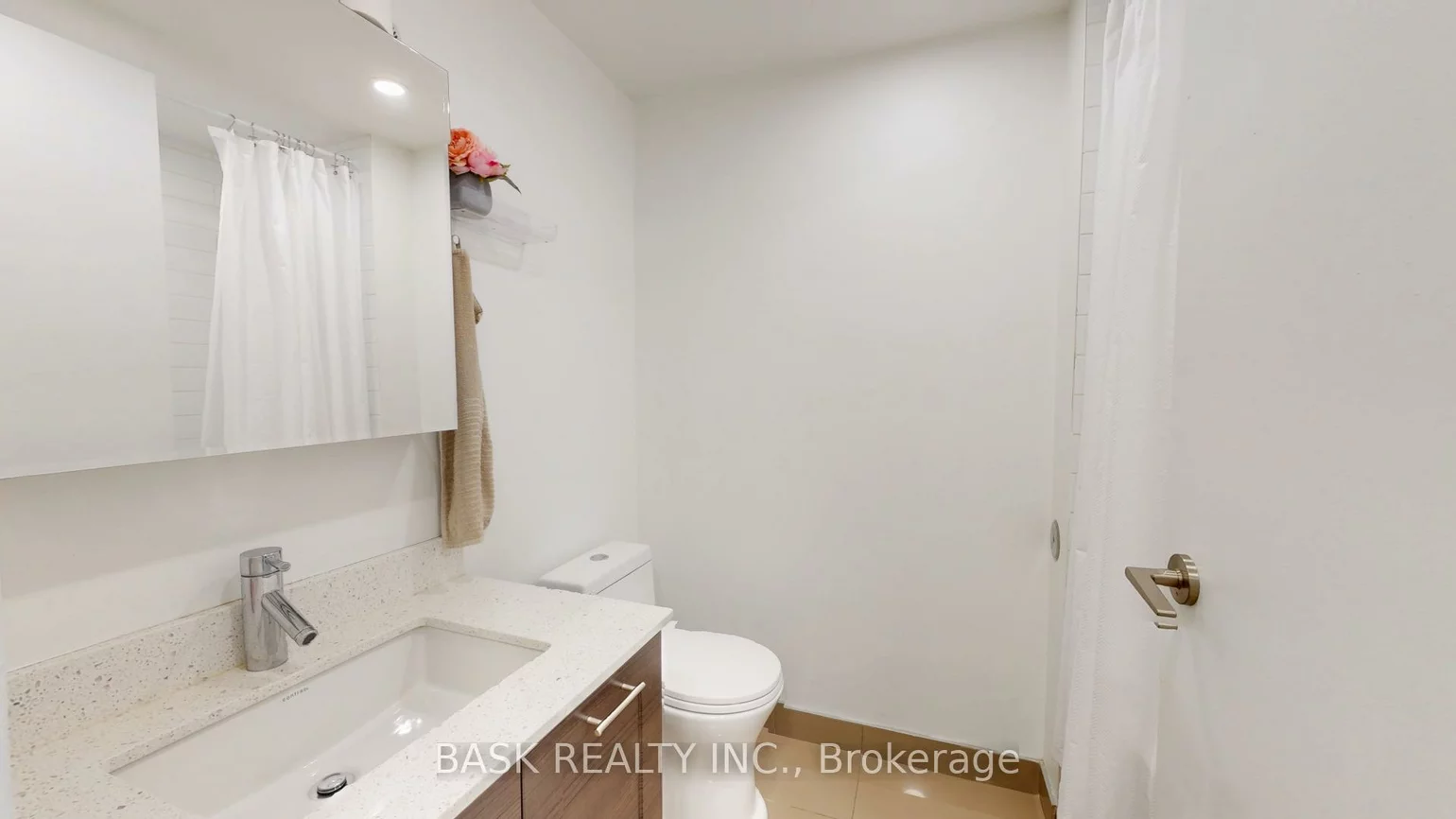 2220, Lake Shore, Mimico, Toronto