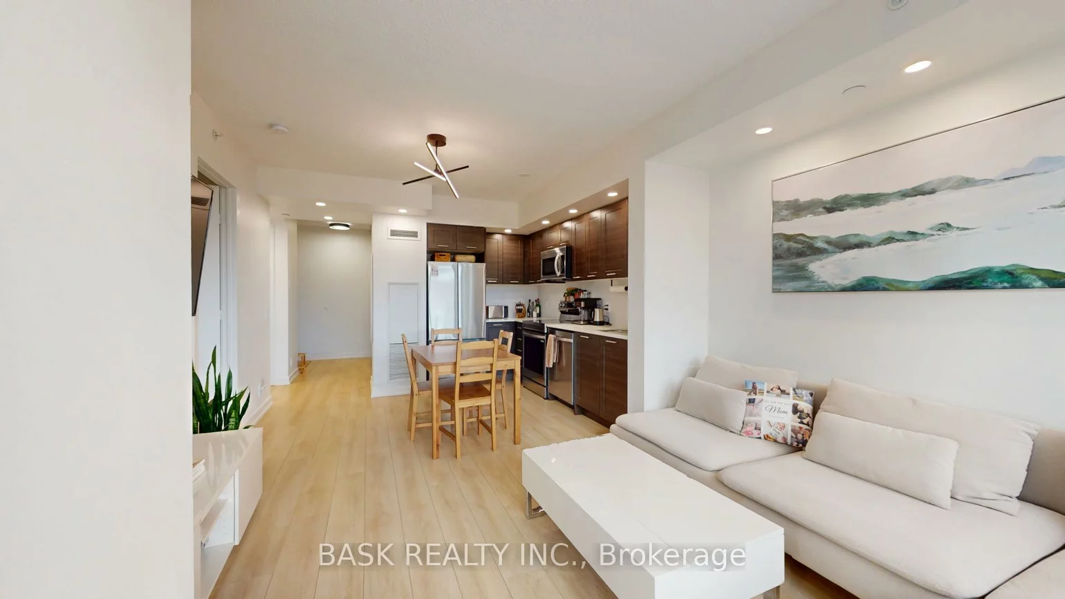 2220, Lake Shore, Mimico, Toronto