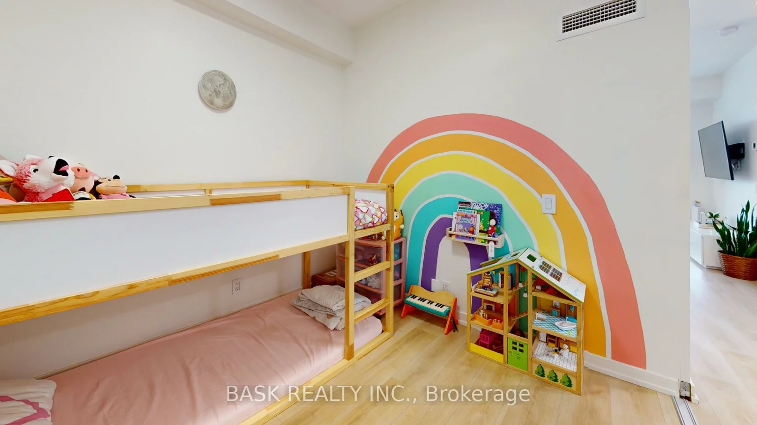 2220, Lake Shore, Mimico, Toronto