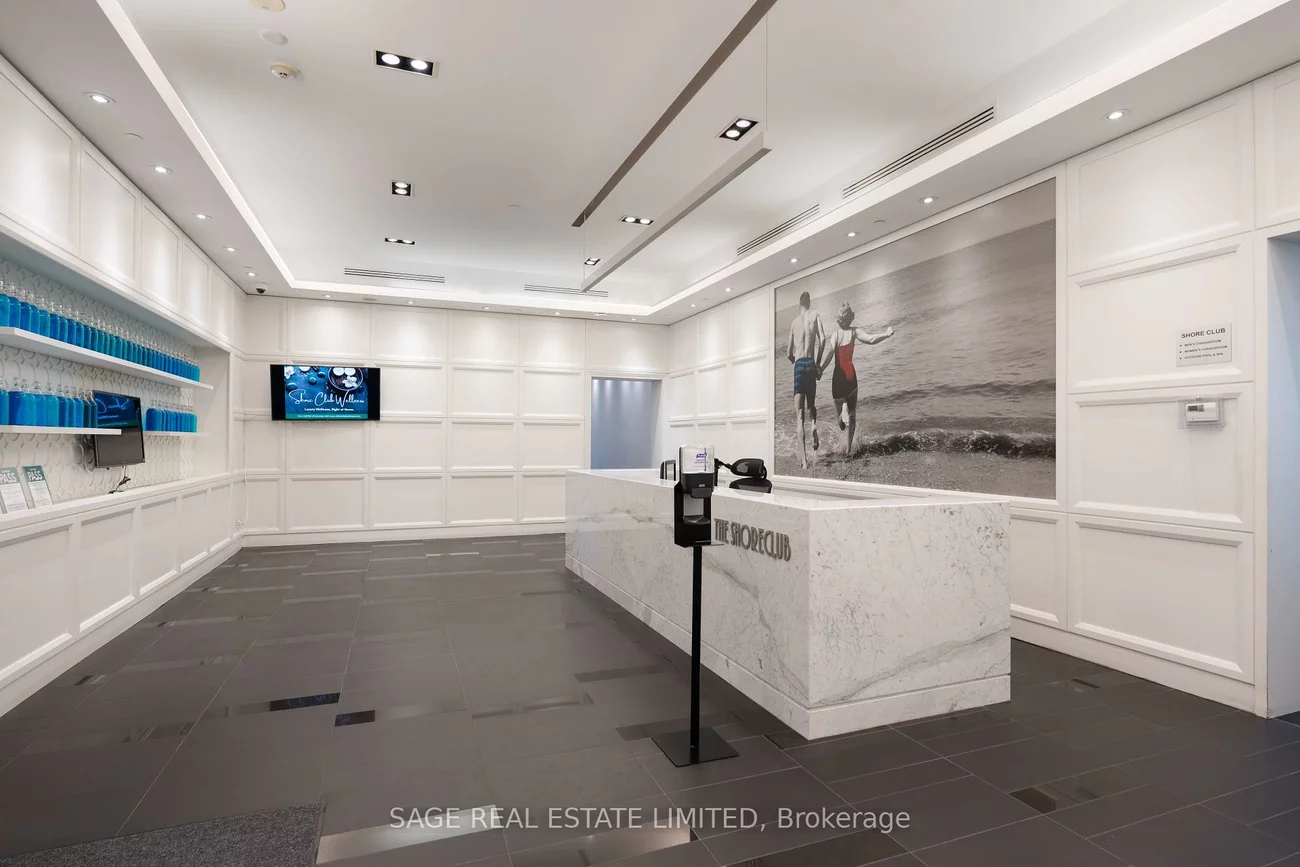 88, Park Lawn, Mimico, Toronto