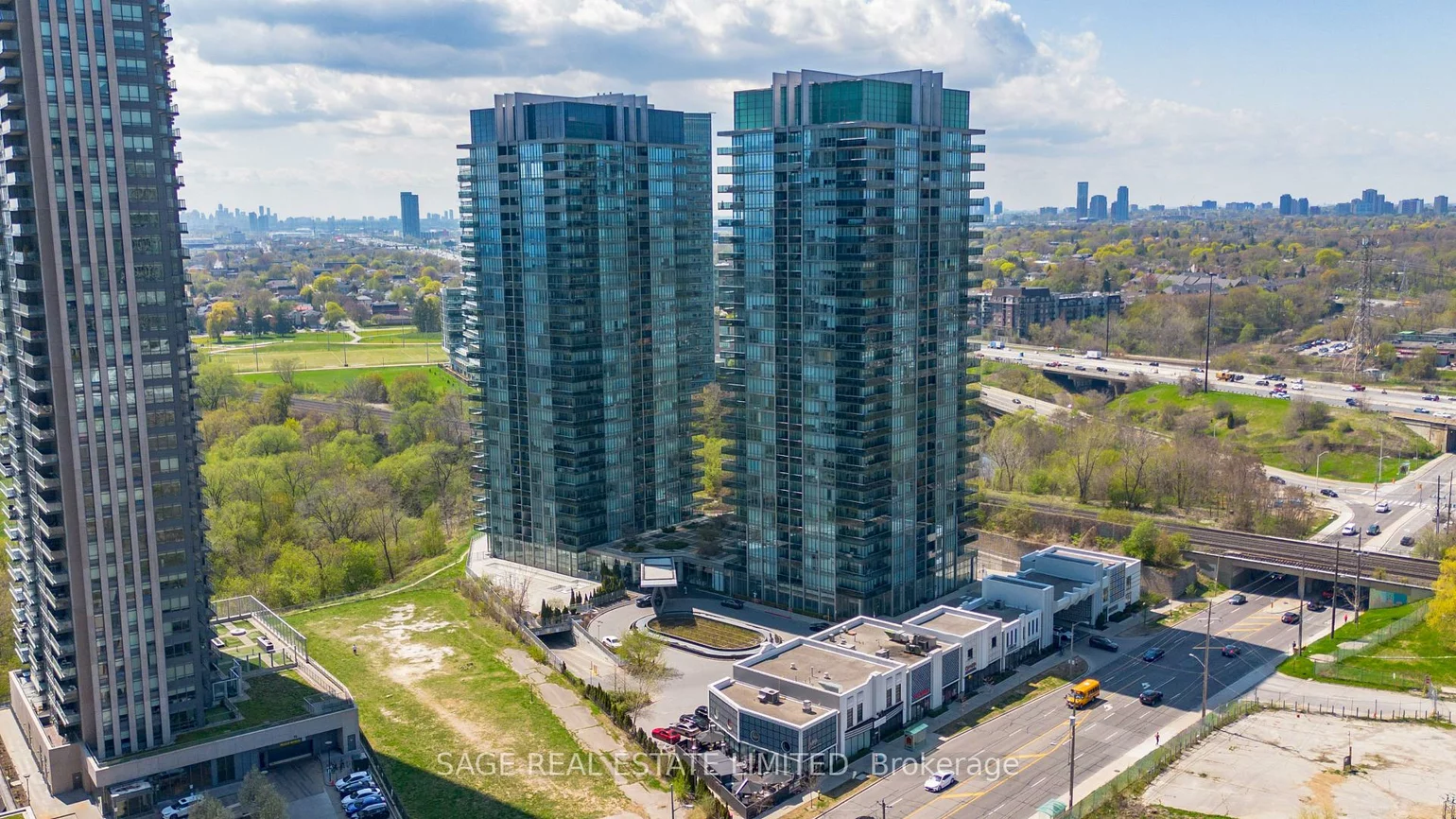88, Park Lawn, Mimico, Toronto