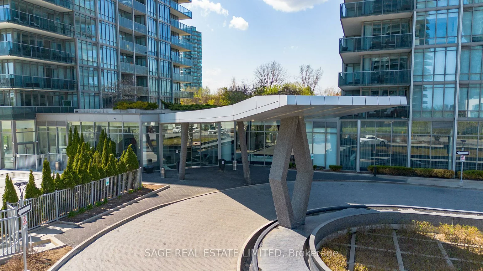 88, Park Lawn, Mimico, Toronto