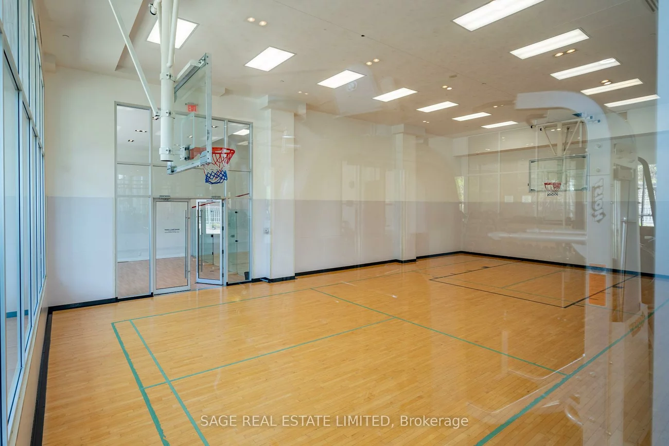 88, Park Lawn, Mimico, Toronto