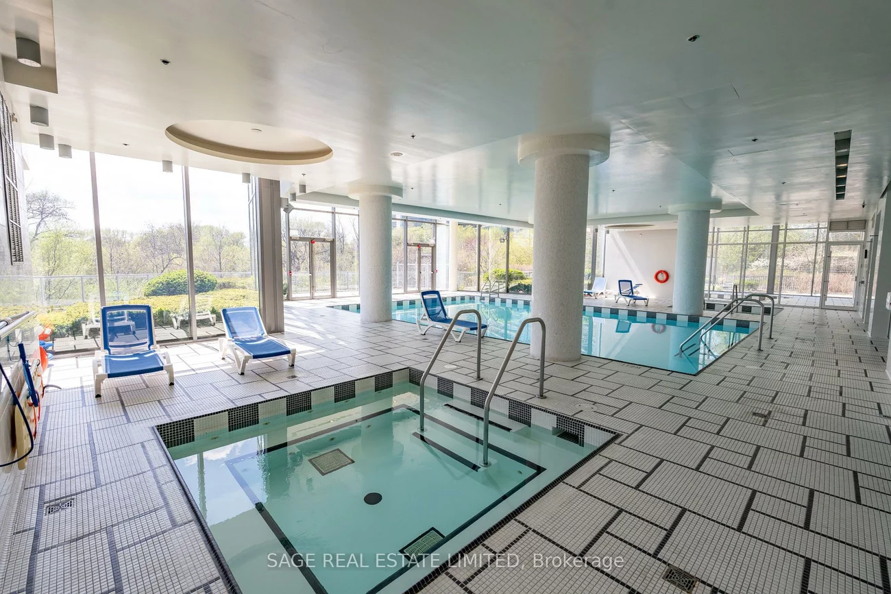 88, Park Lawn, Mimico, Toronto