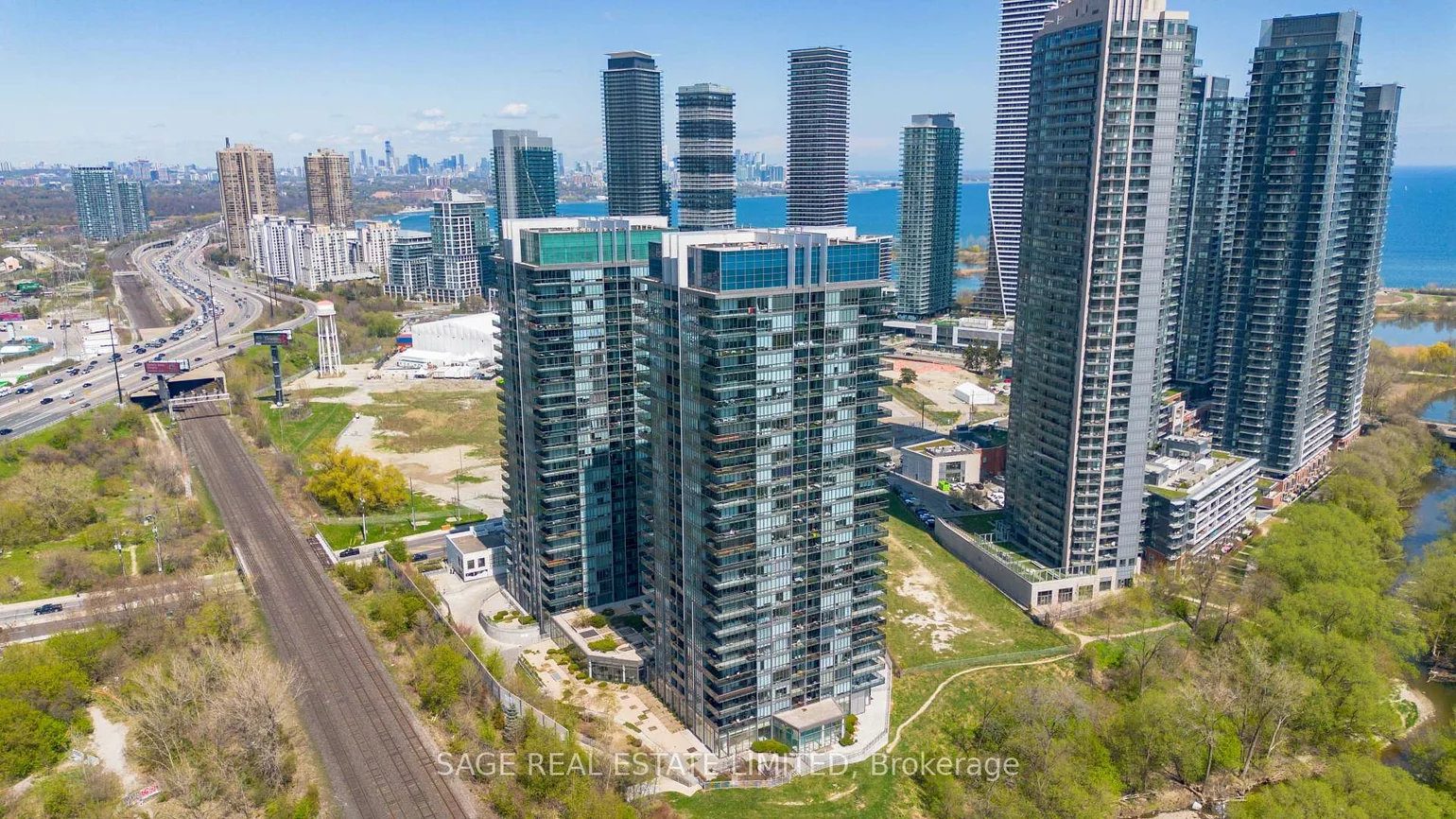 88, Park Lawn, Mimico, Toronto