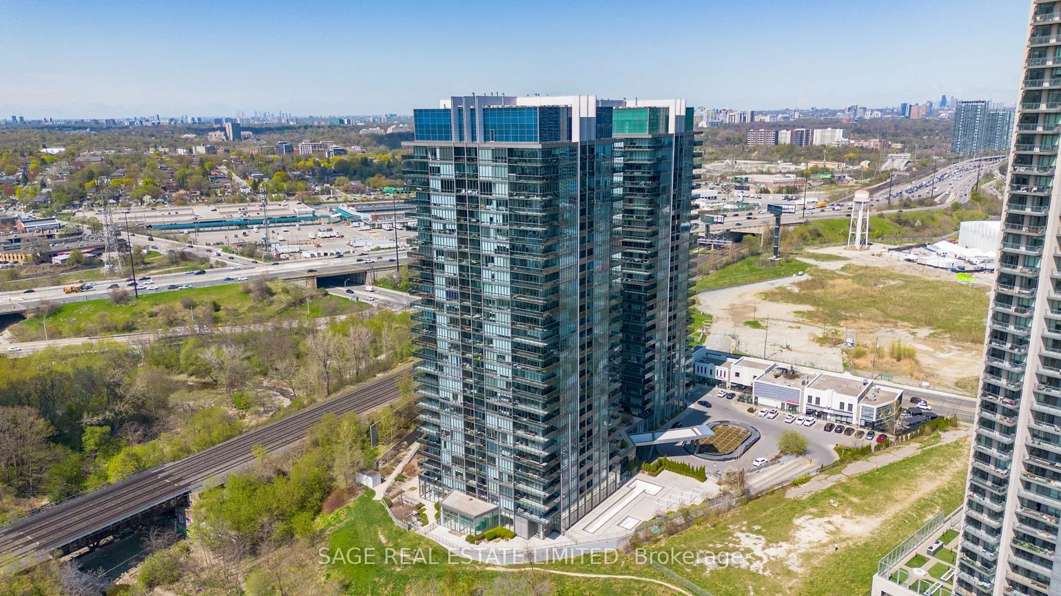 88, Park Lawn, Mimico, Toronto
