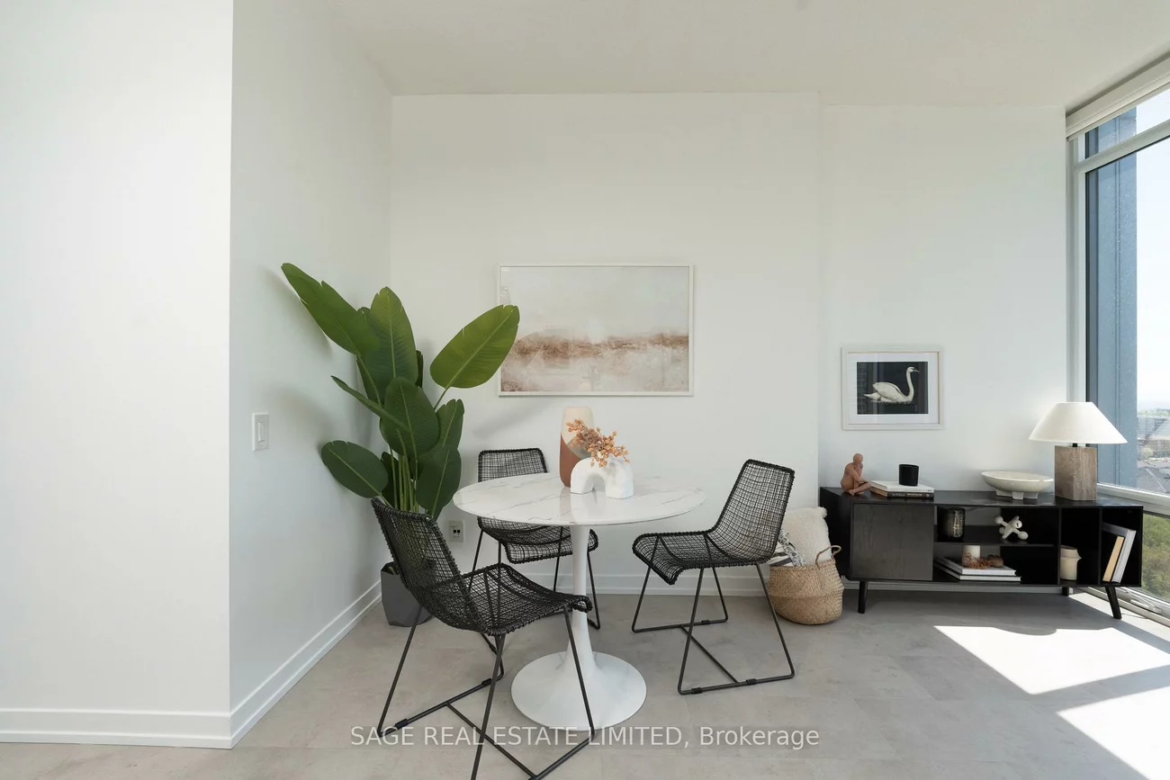 88, Park Lawn, Mimico, Toronto