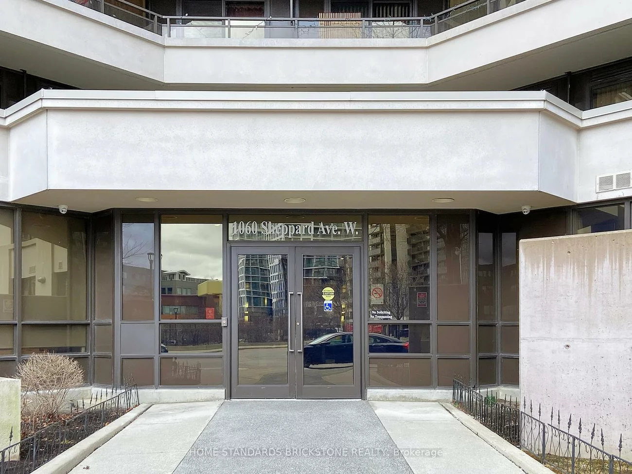 1060, Sheppard, Downsview-Roding-CFB, Toronto