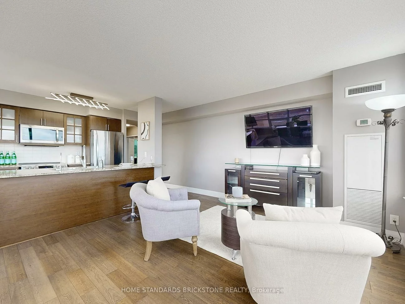 1060, Sheppard, Downsview-Roding-CFB, Toronto