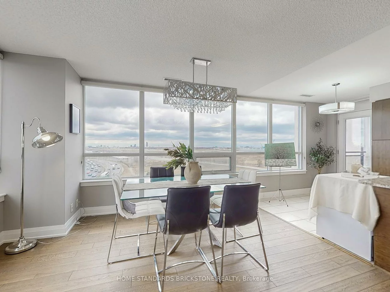 1060, Sheppard, Downsview-Roding-CFB, Toronto