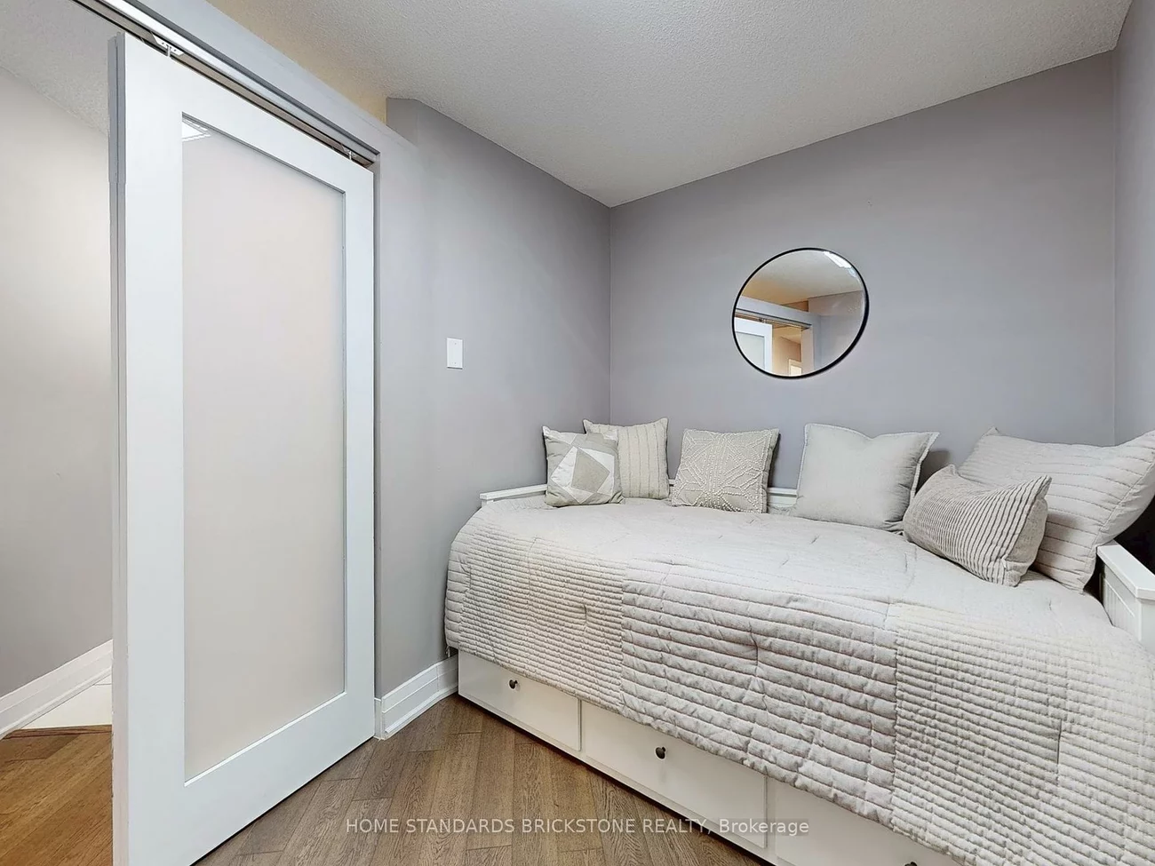 1060, Sheppard, Downsview-Roding-CFB, Toronto