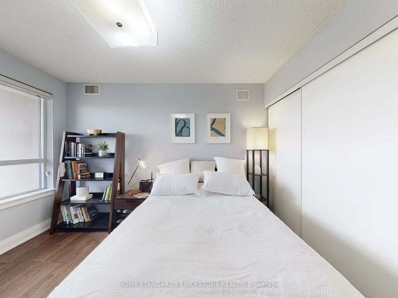 1060, Sheppard, Downsview-Roding-CFB, Toronto