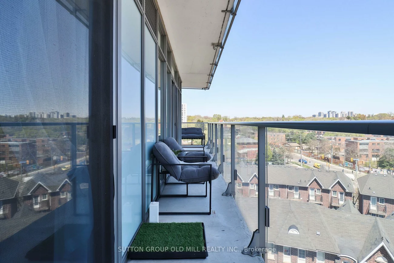103, The Queensway, High Park-Swansea, Toronto