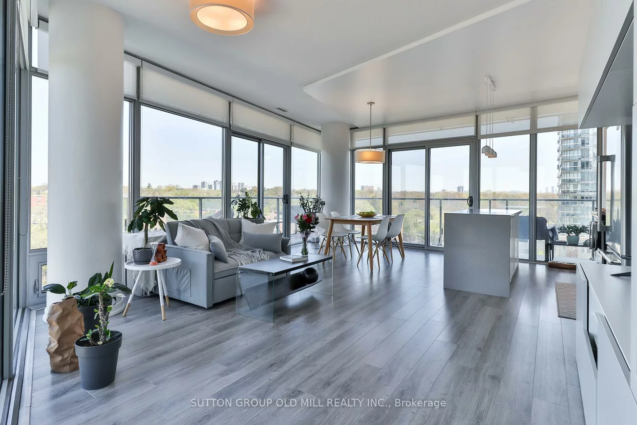 103, The Queensway, High Park-Swansea, Toronto