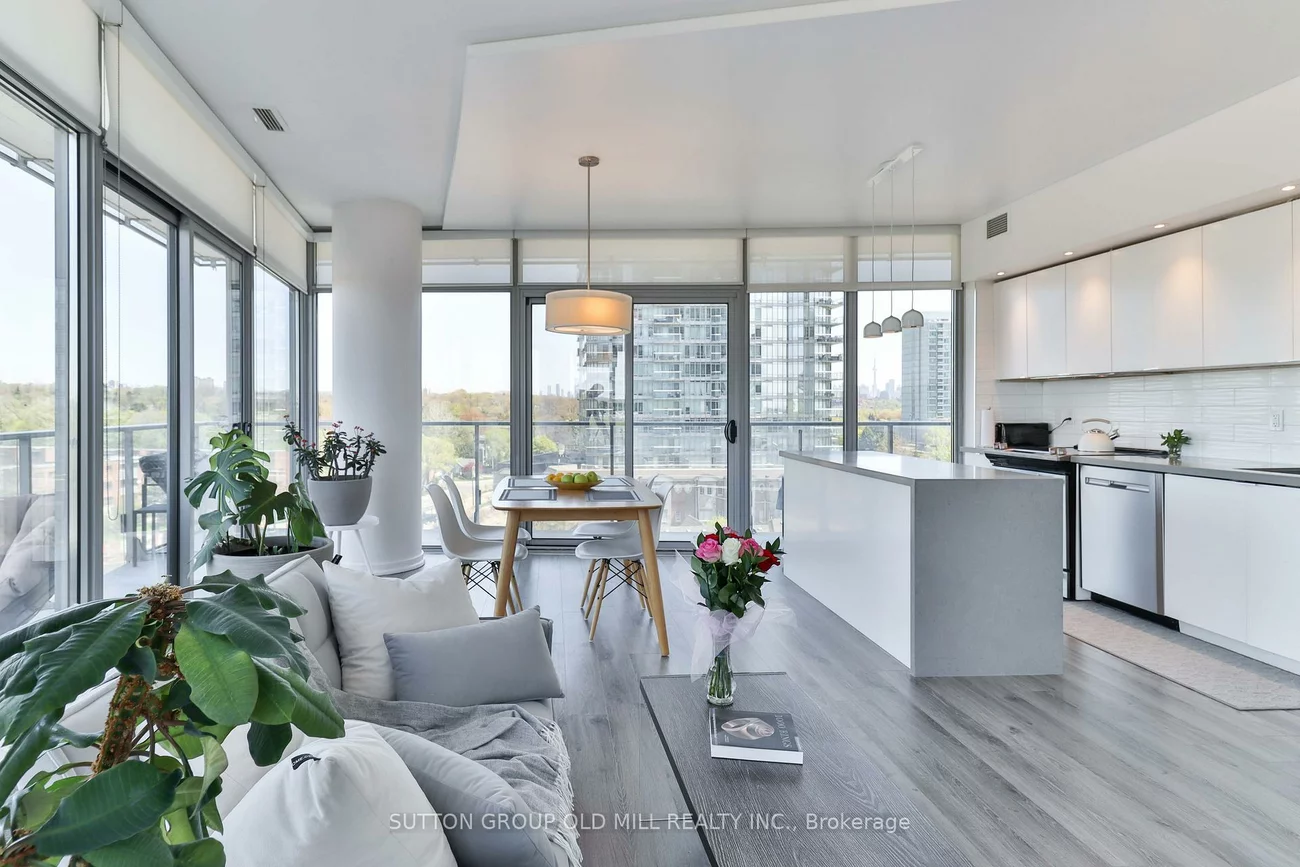 103, The Queensway, High Park-Swansea, Toronto