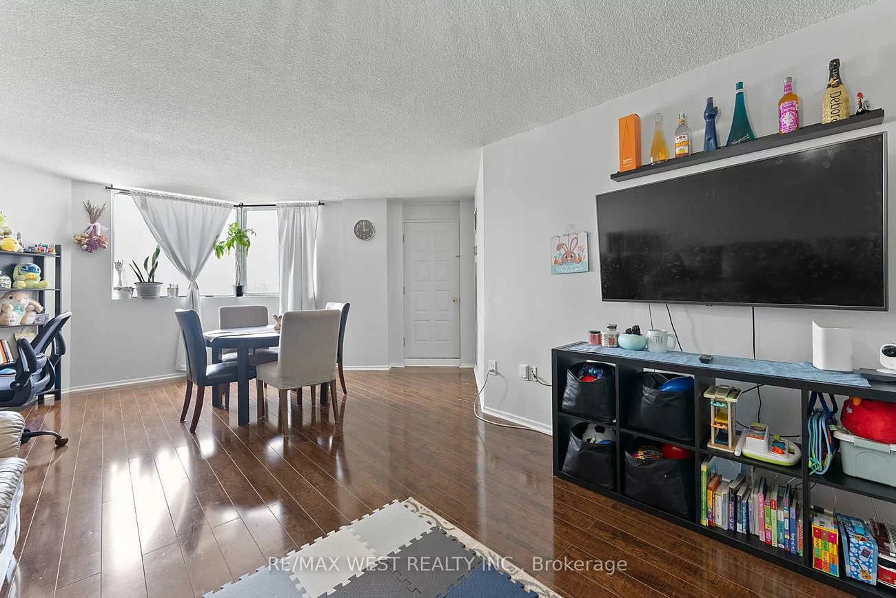 238, Albion, Elms-Old Rexdale, Toronto