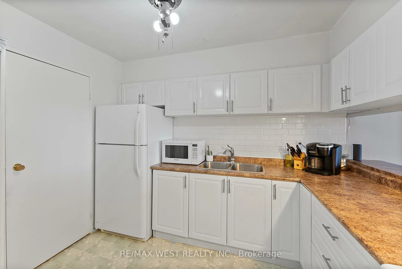238, Albion, Elms-Old Rexdale, Toronto