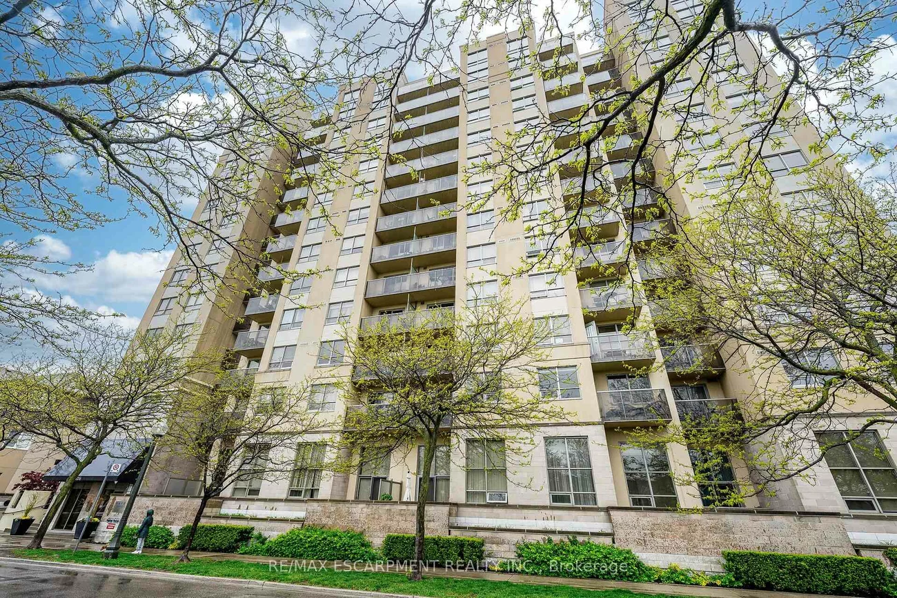 4, Elsinore, New Toronto, Toronto