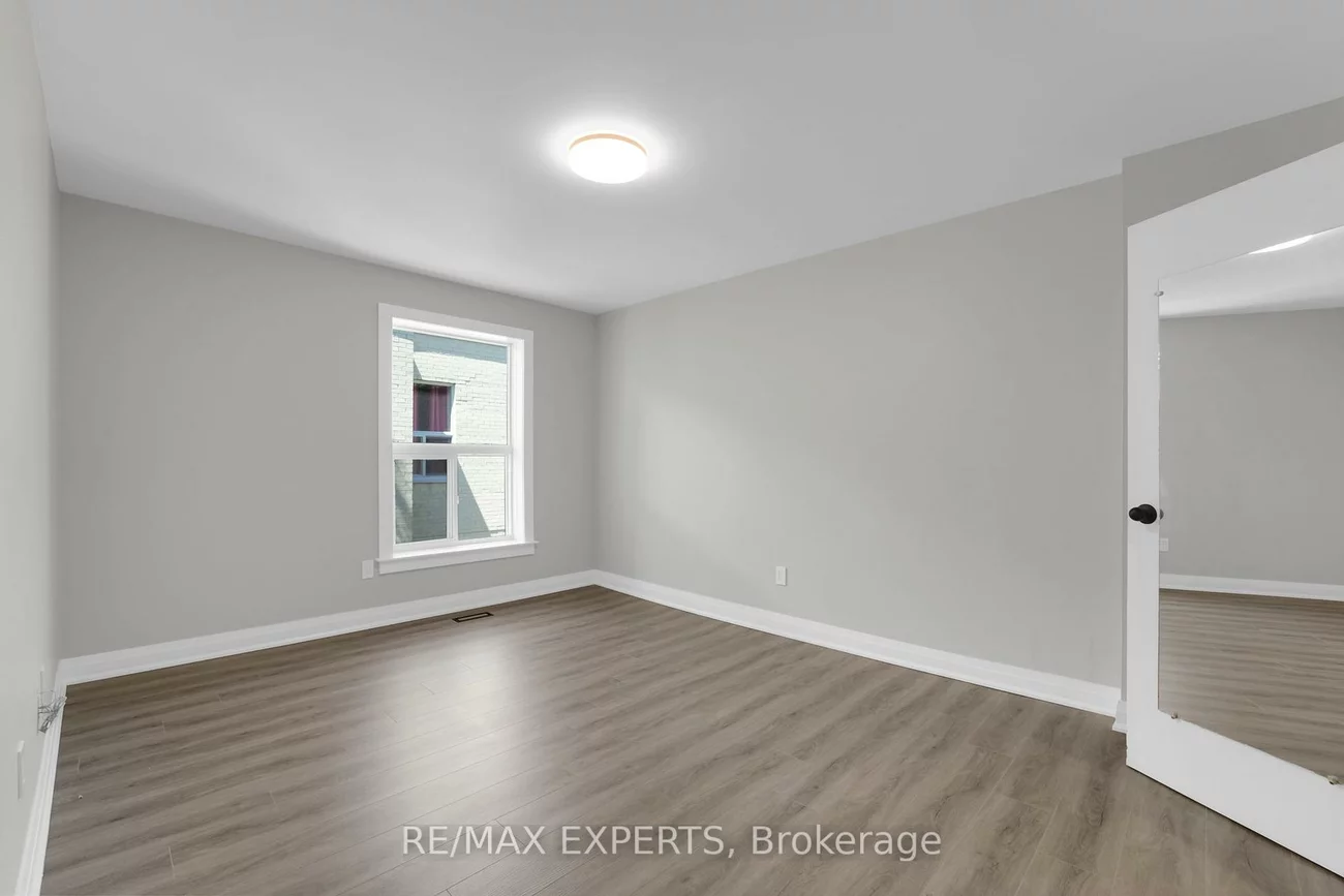 7, Four Winds, York University Heights, Toronto