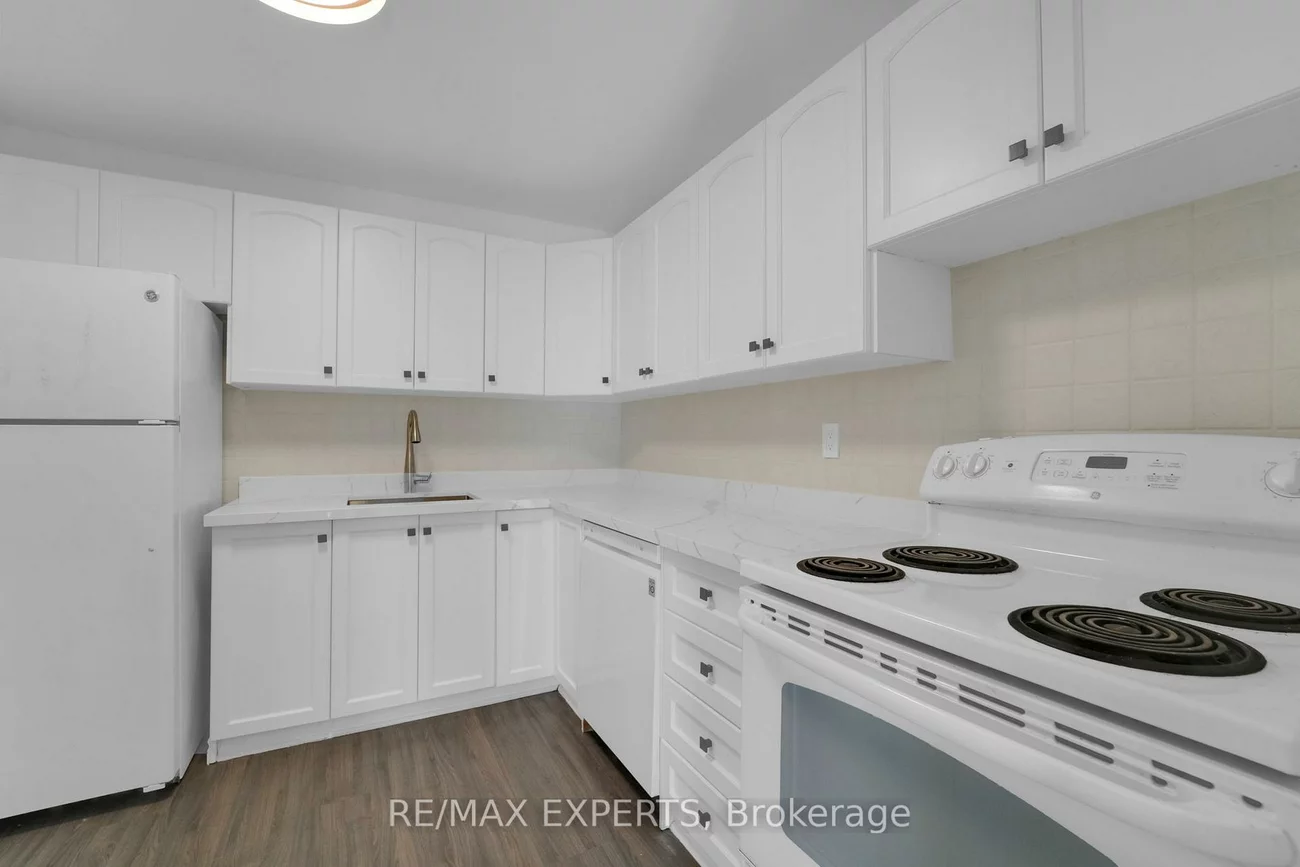 7, Four Winds, York University Heights, Toronto