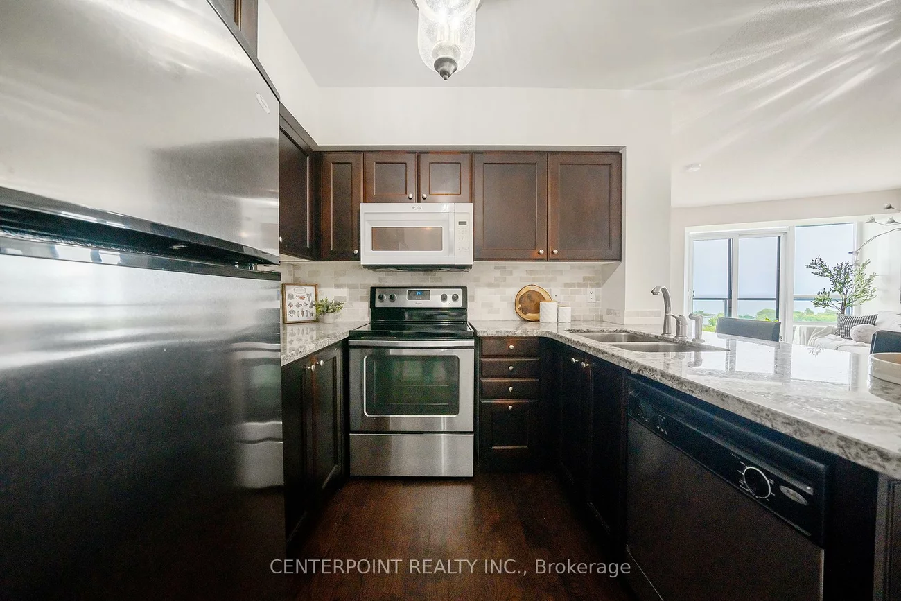 2230, Lake Shore, Mimico, Toronto