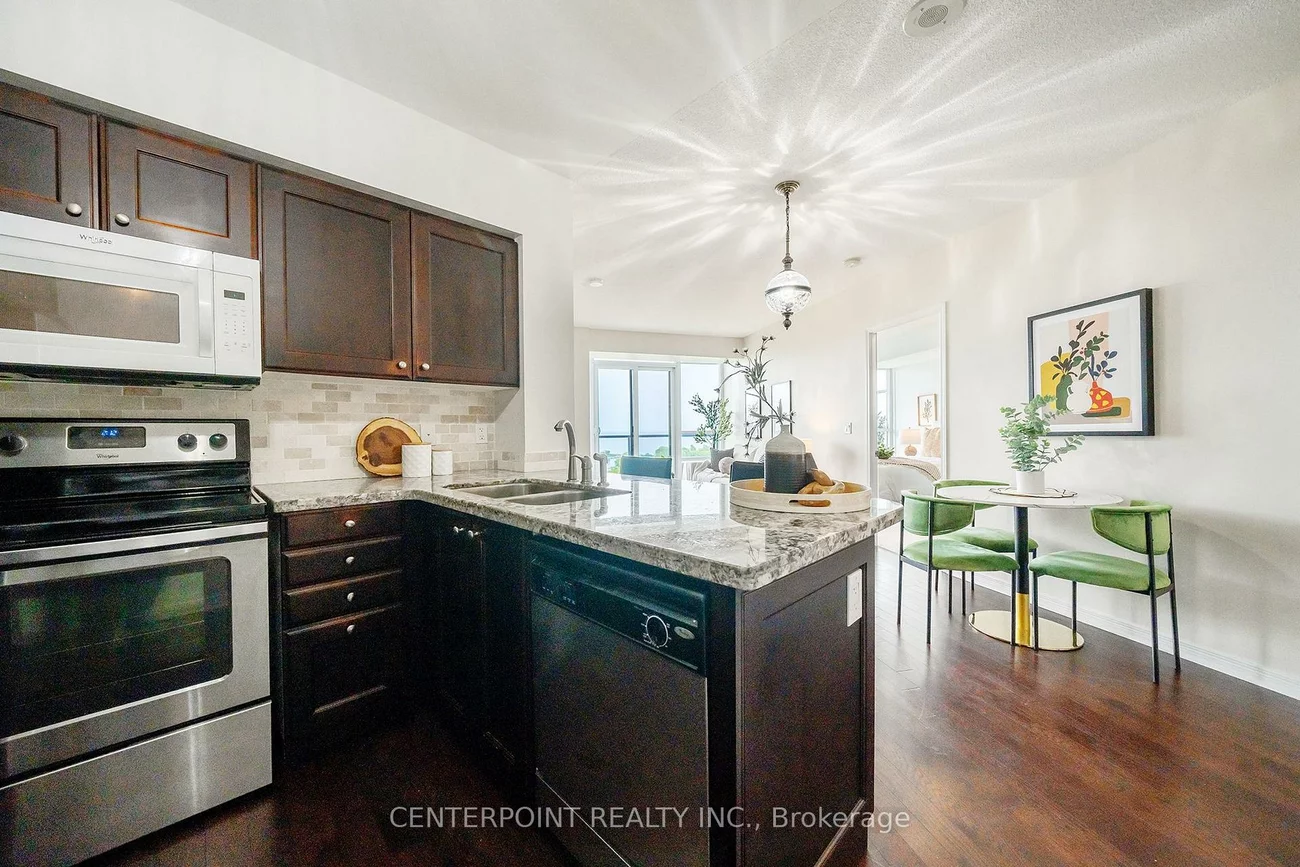 2230, Lake Shore, Mimico, Toronto